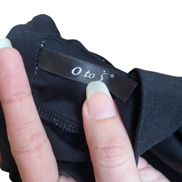 0 to 5 women's swim/athletic top in black, no size - Picture 3 of 3